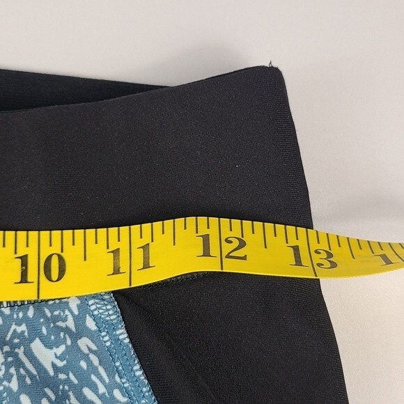 Under Armour Womens HeatGear Compression Capri Leggin Size Medium - Picture 10 of 15